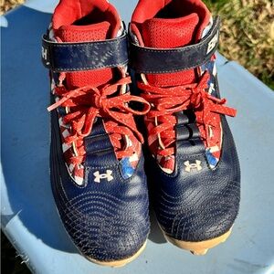Under Armour Kids' Navy and Red Baseball Cleats